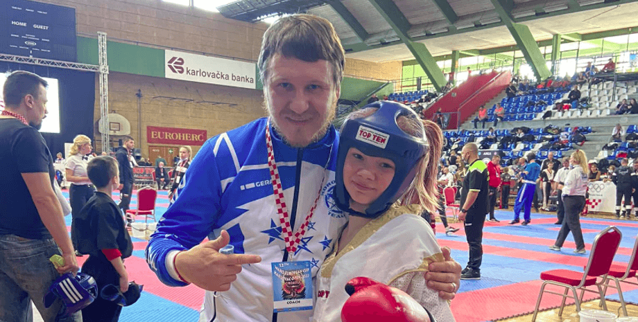 Королівський кікбоксинг Кубок Європи українка змагання золото Хорватія WAKO Закарпаття Карловац