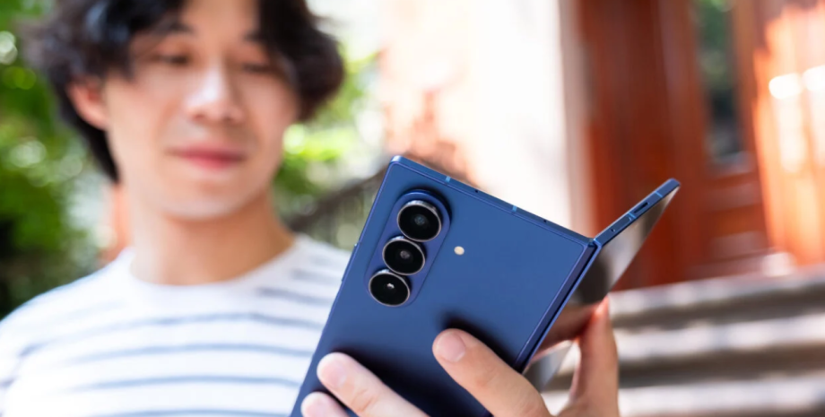 смартфон Samsung Galaxy новий Samsung Galaxy коли вийде