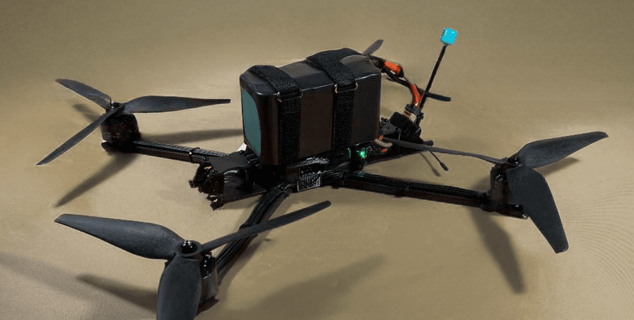 БПАК Хижий птах, дрон Хижий птах, український БПАК, український дрон, Хижий птах ЗСУ