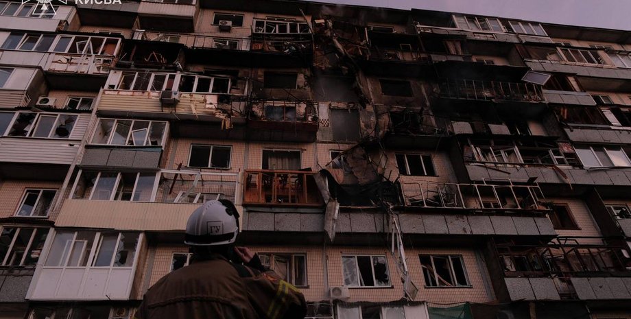 Teilen: In der Nacht des 10. November starteten die russischen Besatzer einen ma...