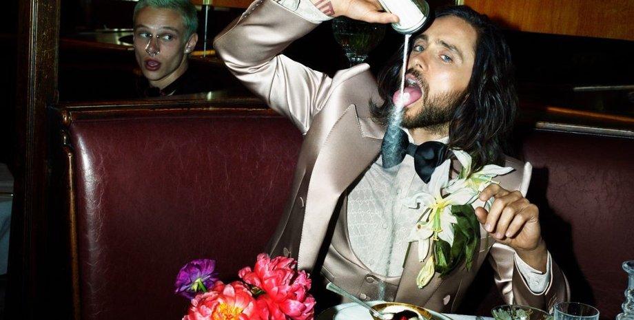 джаред лето, отпуск, морбиус, таинственная подруга, подруга джареда лето