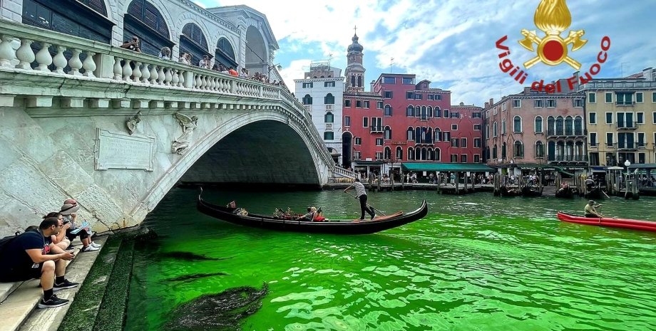 венеция, зеленая вода