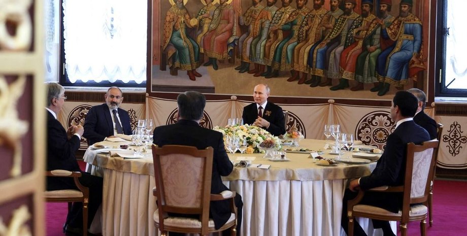 путин и лукашенко, лукашенко парад, парад в москве, обед у путина, путин россия