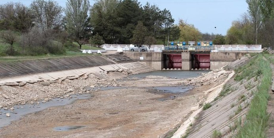 Пересохший Северо-Крымский канал. Фото: DW