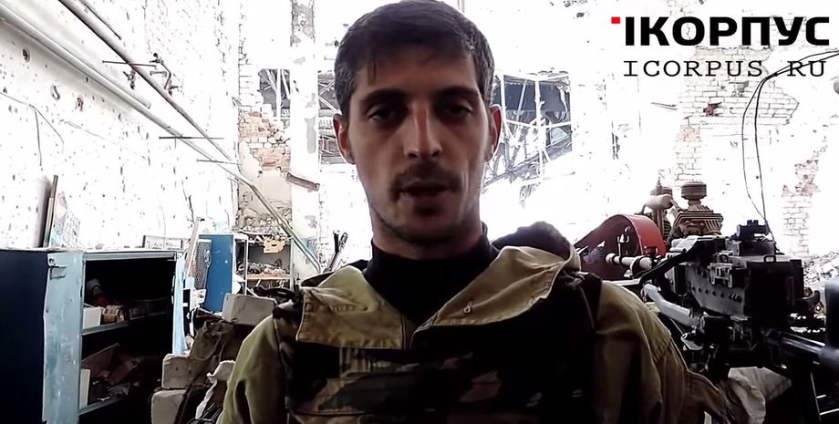 Главарь банды "Сомали" - "Гиви" / Кадр из видео