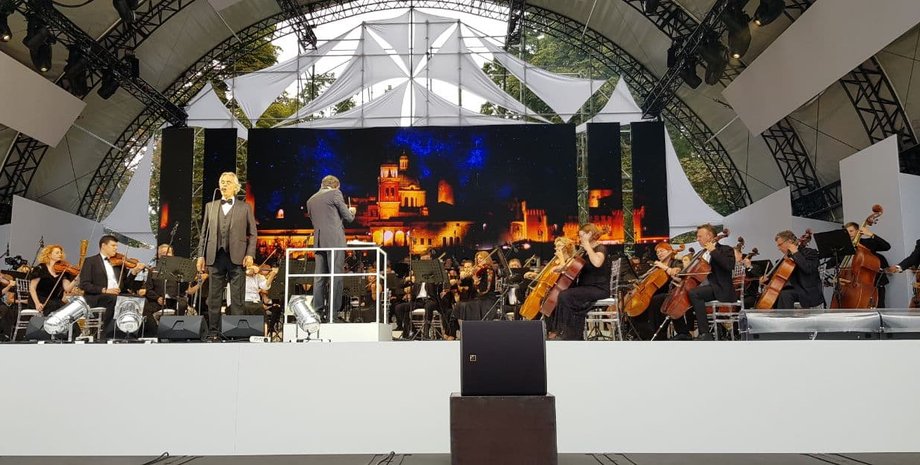 Концерт Андреа Бочелли, Киев, Мариинский парк