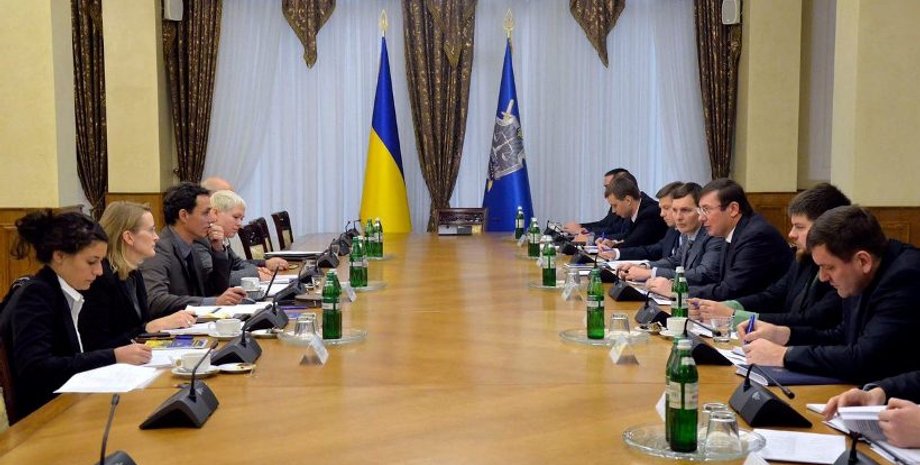 Встреча представителей ГПУ и МУС / Фото: facebook.com/LlutsenkoYuri