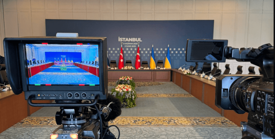 Российские власти не вносили изменений в состав переговорной группы