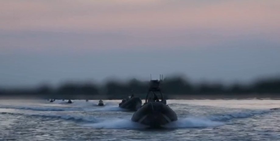 En plus de la destruction des équipements ennemis sur la tresse de Tendrivska, l...