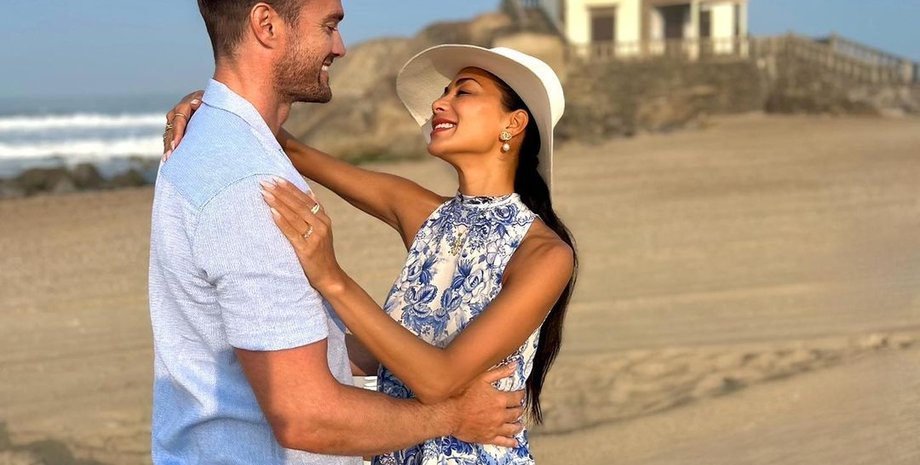 Заручини Ніколь Шерзінгер, ніколь шерзінгер, Pussycat Dolls