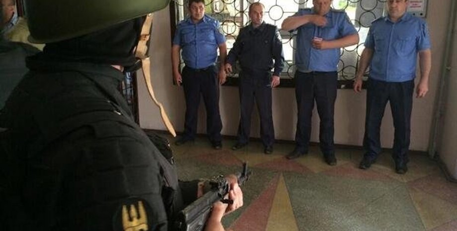 facebook.com/dostali.hvatit