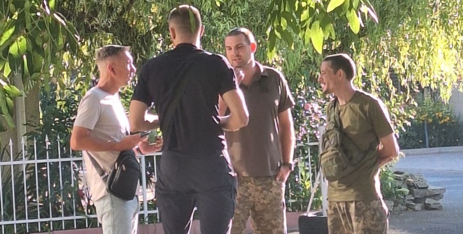 конфликт с тцк украина Сотрудник ТЦК получил по голове Ровненская области