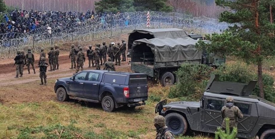 мигранты польша граница польши и беларуси