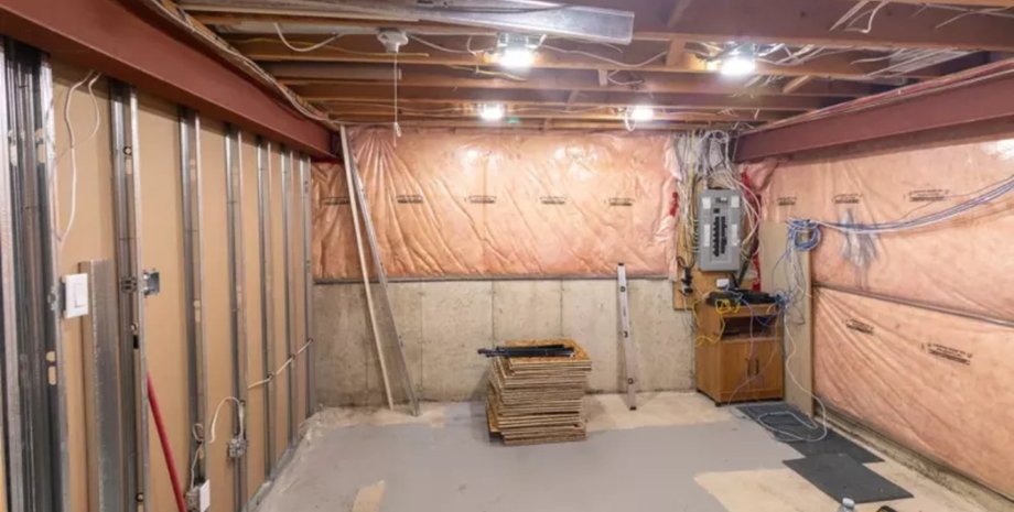 Ремонт в подвале, ремонт своими руками, переделал подвал, старый подвал, новый подвал, вернулась из поездки, рабочее место, студия, недорогой ремонт