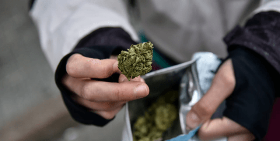 Легалайз, курение, наука, легкие