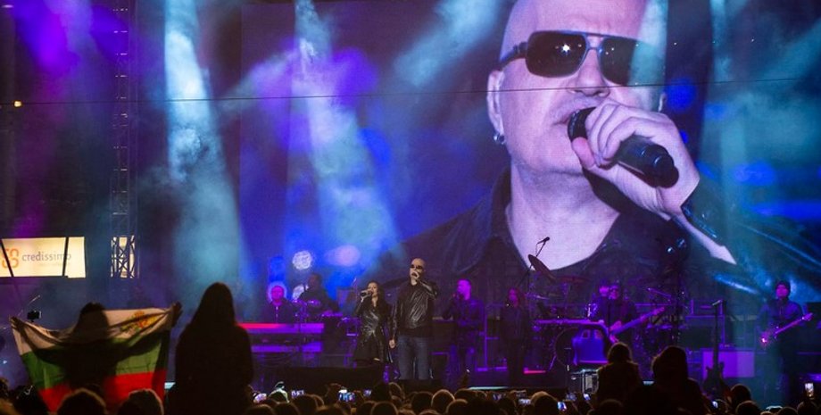 Слави Трифонов