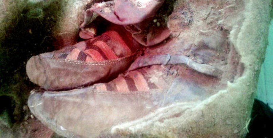 Мумия, останки женщины, путешествие во времени, носила Adidas