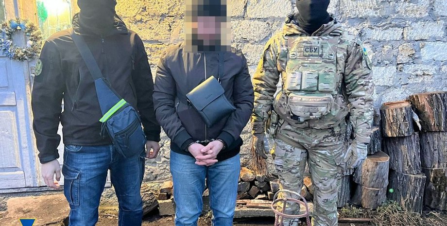 СБУ задержала мужчину, который сотрудничал с оккупантами