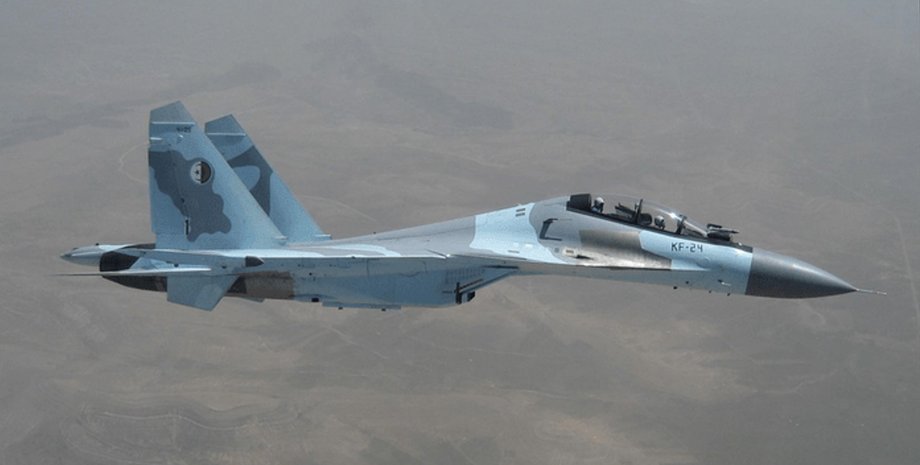 Винищувач Су-30