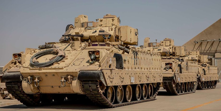 Bradley закупка, оружие от США, разрешение на продажу оружия для Украины