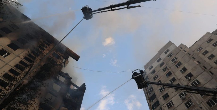 Обстріл Харкова, обстріл України, атака Харків, приліт Харків, влучання Харків