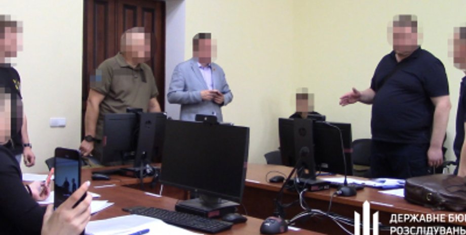 командующий ТРО, командующий ТРО Юг, мера пресечения, залог, суд