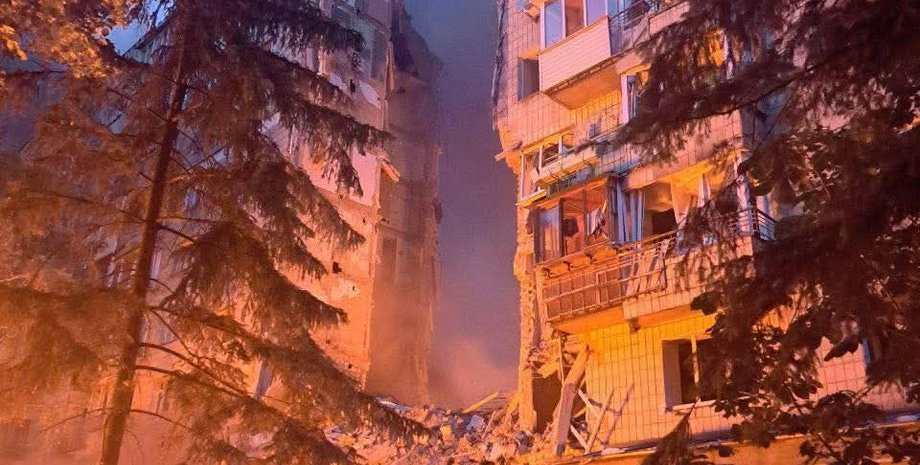 Попадание ракеты в дом