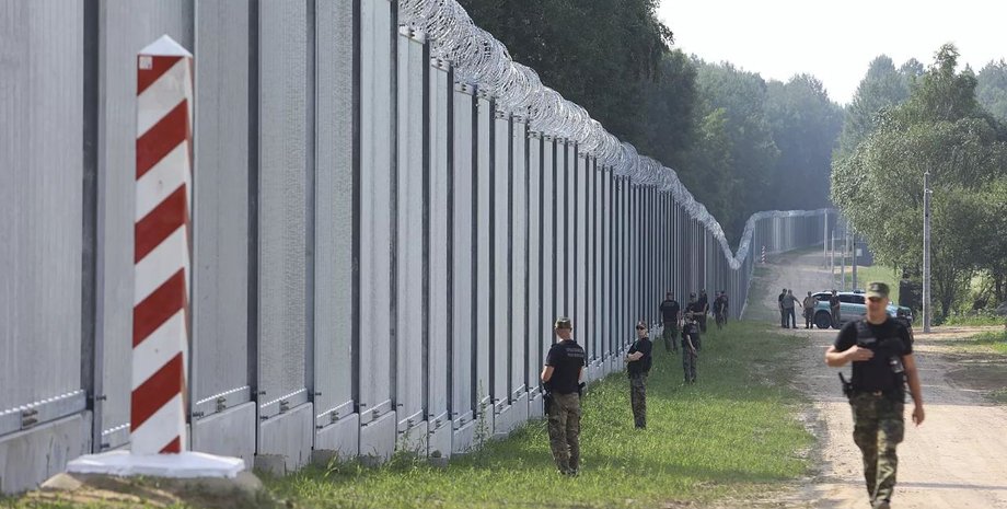 Дорога у границы