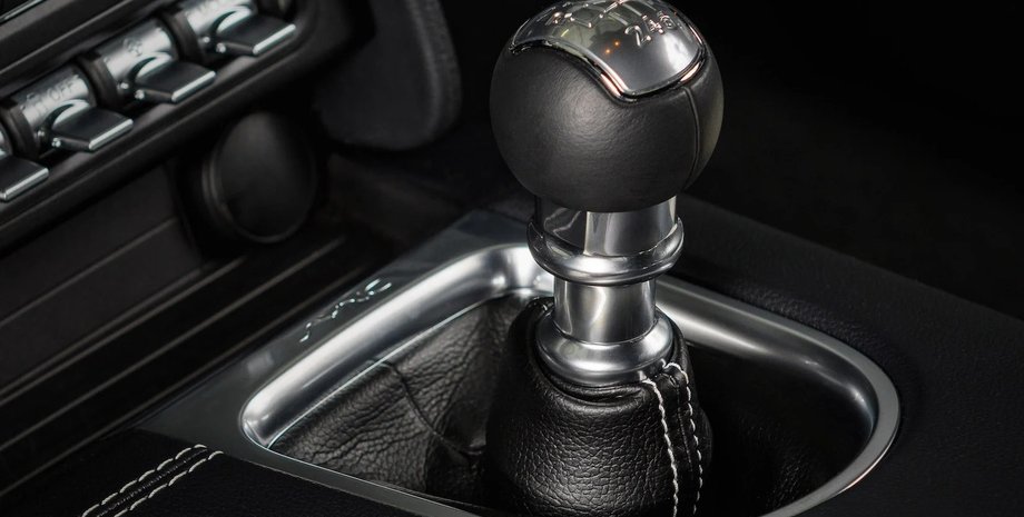 механическая КПП, механическая коробка передач, коробка передач, коробка переключения передач, переключение передачи