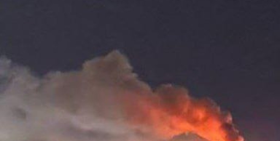 Росіяни атакували Київ балістикою вибухи Київ балістика