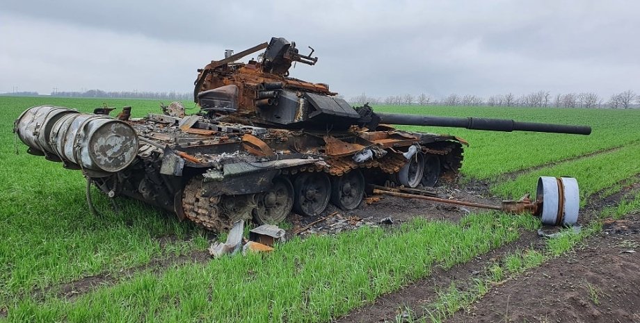 Т-90, уничтоженный танк, обломки танка, взорвали танк, российский танк, танк