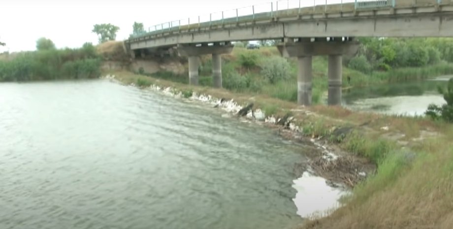 Северо-Крымский канал, вода, плотина