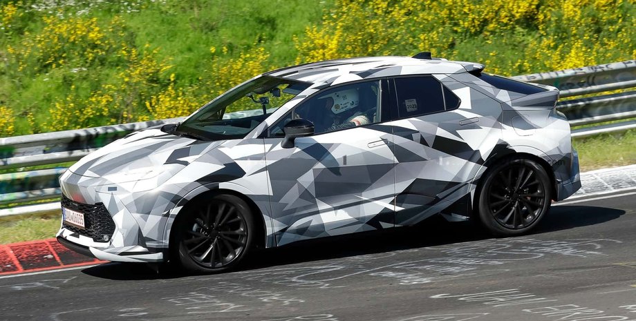 Toyota C-HR, новая Toyota C-HR, кроссовер Toyota, Toyota C-HR 2024