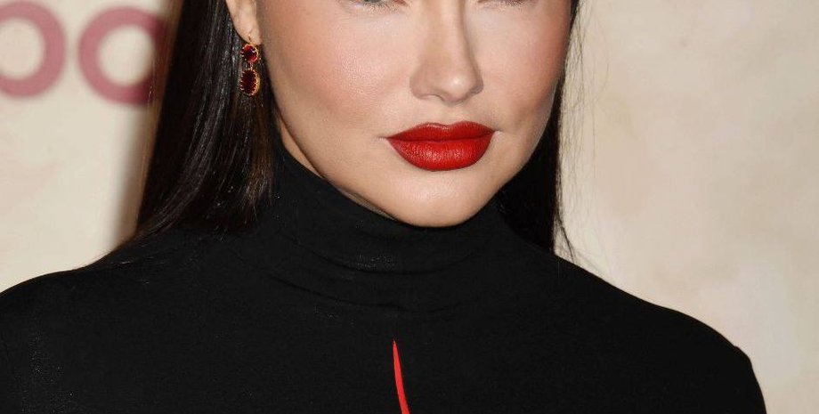 Модель существенно изменилась на лице