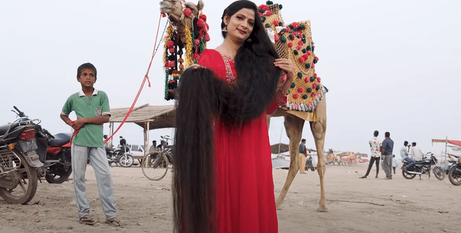 Жінка з найдовшим волоссям, довге волосся, світовий рекорд, догляд за волоссям, випадіння волосся, 14 років не стриглася