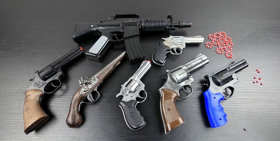 Игрушки пистолеты в Японии опасность