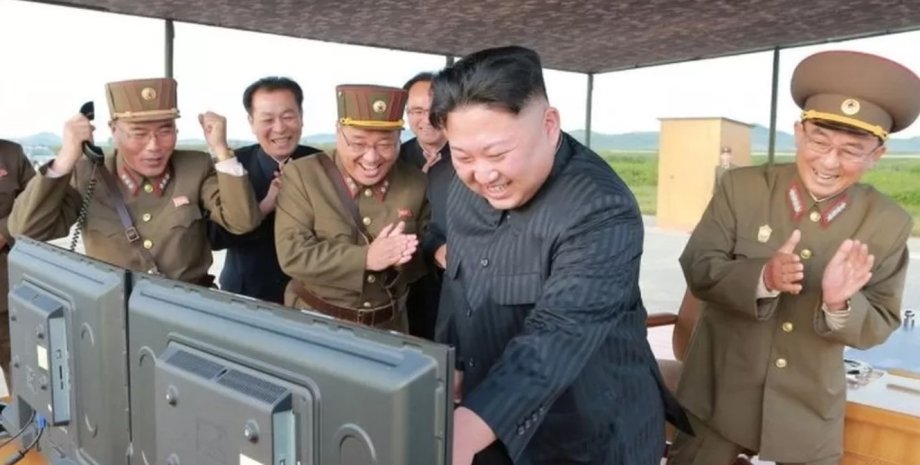 Кім Чен Ин, Північна Корея, КНДР, Кім Чен Ин КНДР, Кім Чен Ин Японія, КНДР Японія, Північна Корея балістична ракета