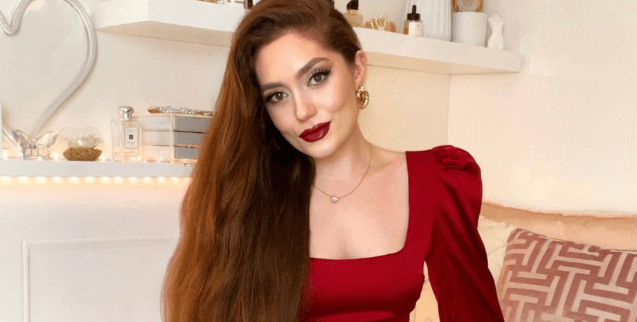 Женщина с длинными волосами, деньги за стрижку, длинные волосы, Рапунцель, прическа, стрижка, срезать волосы