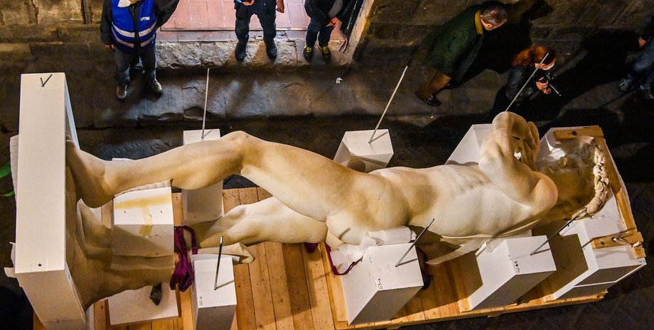 статуя Давида