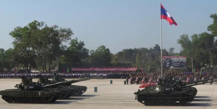 танки Т-72 Лаос