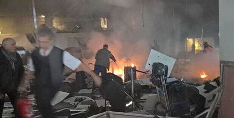 Последствия теракта в аэропорту Стамбула / Фото: facebook.com/Ooo.Romanova