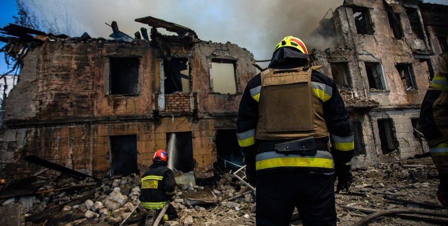 ракетний удар, лікарня, ракетний удар по лікарні, ракетний удар 26 травня по дніпру