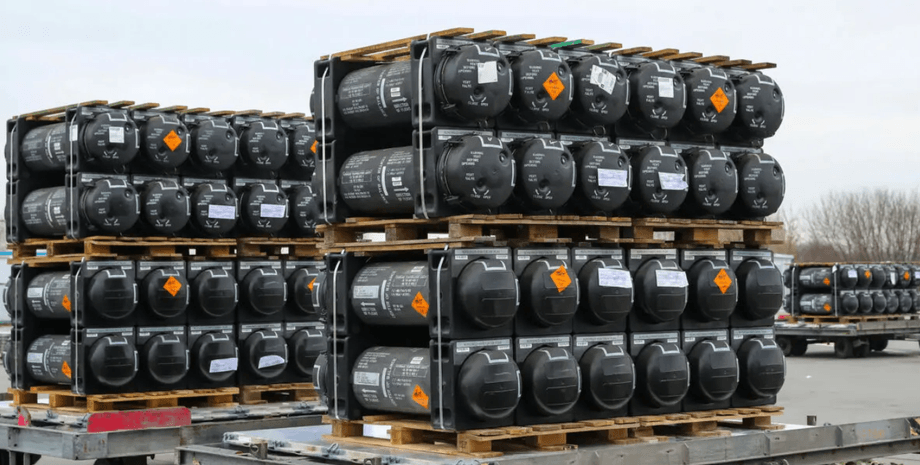 Украинские бойцы рискуют жизнью, чтобы западное оружие не попало в третьи руки