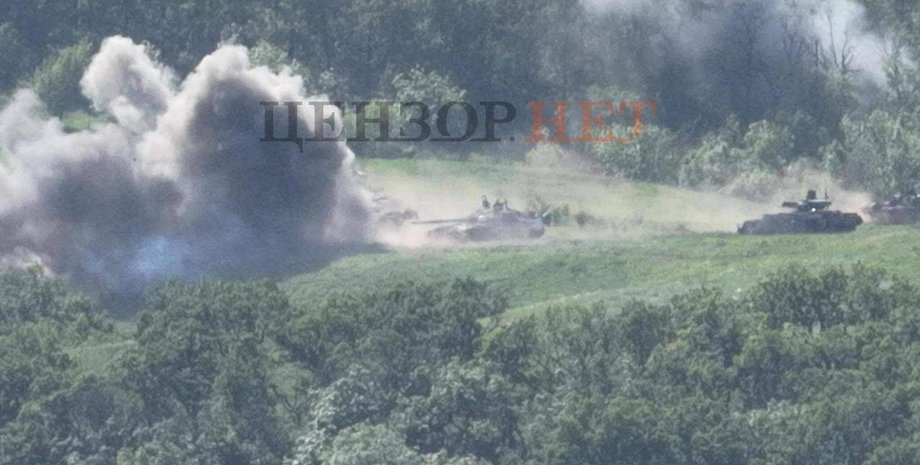 обстріл траси бахмут лисичанськ