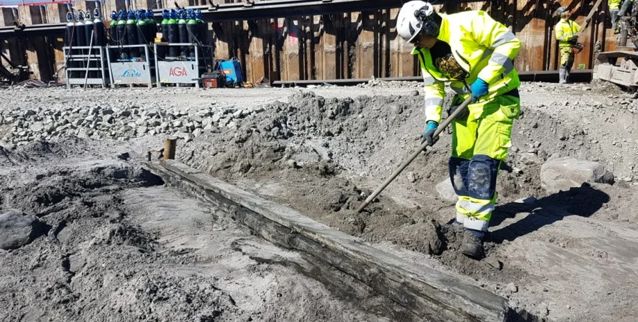 археологи розкопки затонулий корабель історія швеція земля