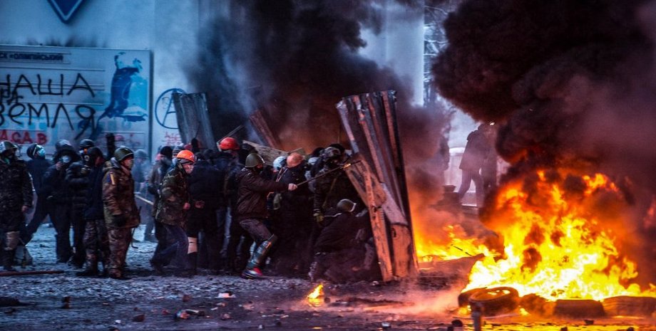 Противостояние на Грушевского 22 января произошли первые расстрелы на Майдане