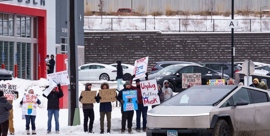 протести тесла, TeslaTakeover, Ілон Маск, акція протесту