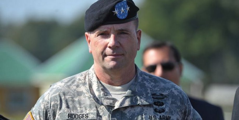 Экс-командующий сухопутными войсками США в Европе генерал Бен Ходжес фото Бена Годжеса