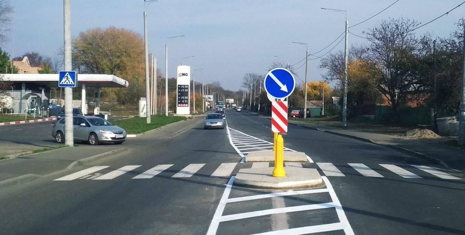 островок безопасности, дорожный знак, новый дорожный знак, знак 7.25