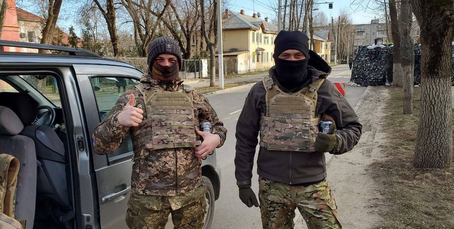 помощь военным, таможня